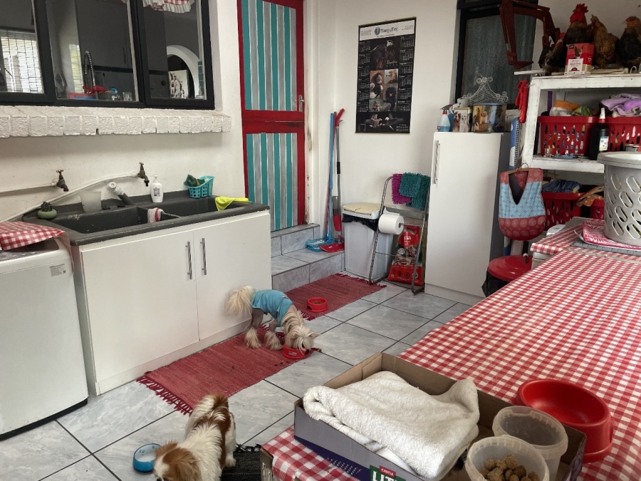 4 Bedroom Property for Sale in Loerie Park Western Cape